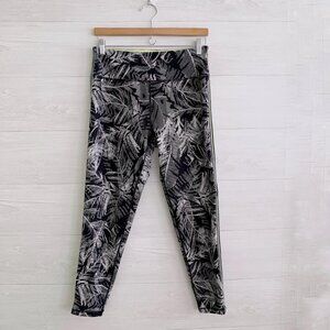 DKNY Sport - Black & white Neon stripe cropped leggings, XL